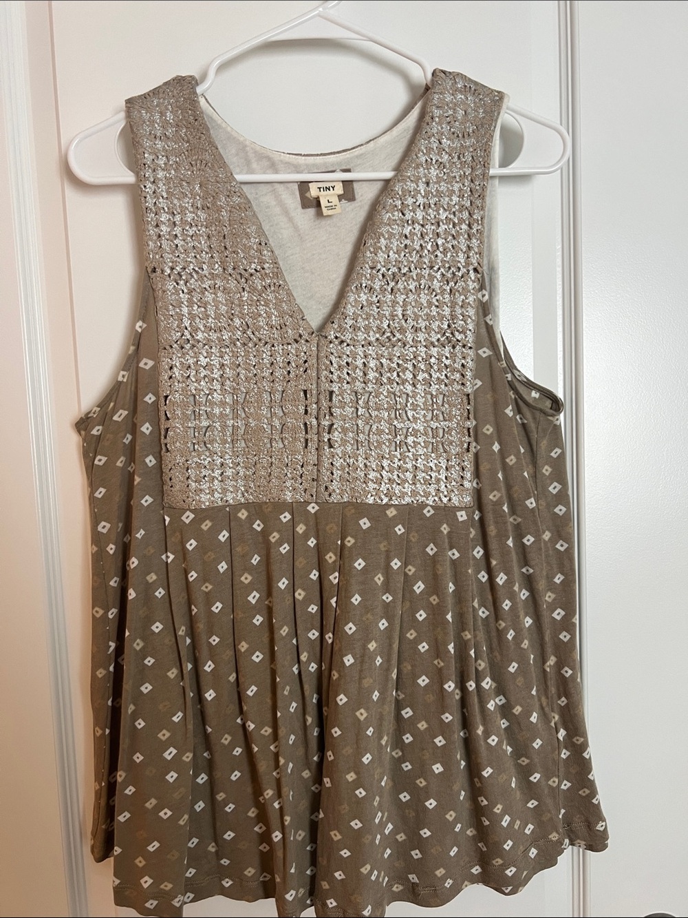 Tiny Taupe Patterned V-Neck Tank Top